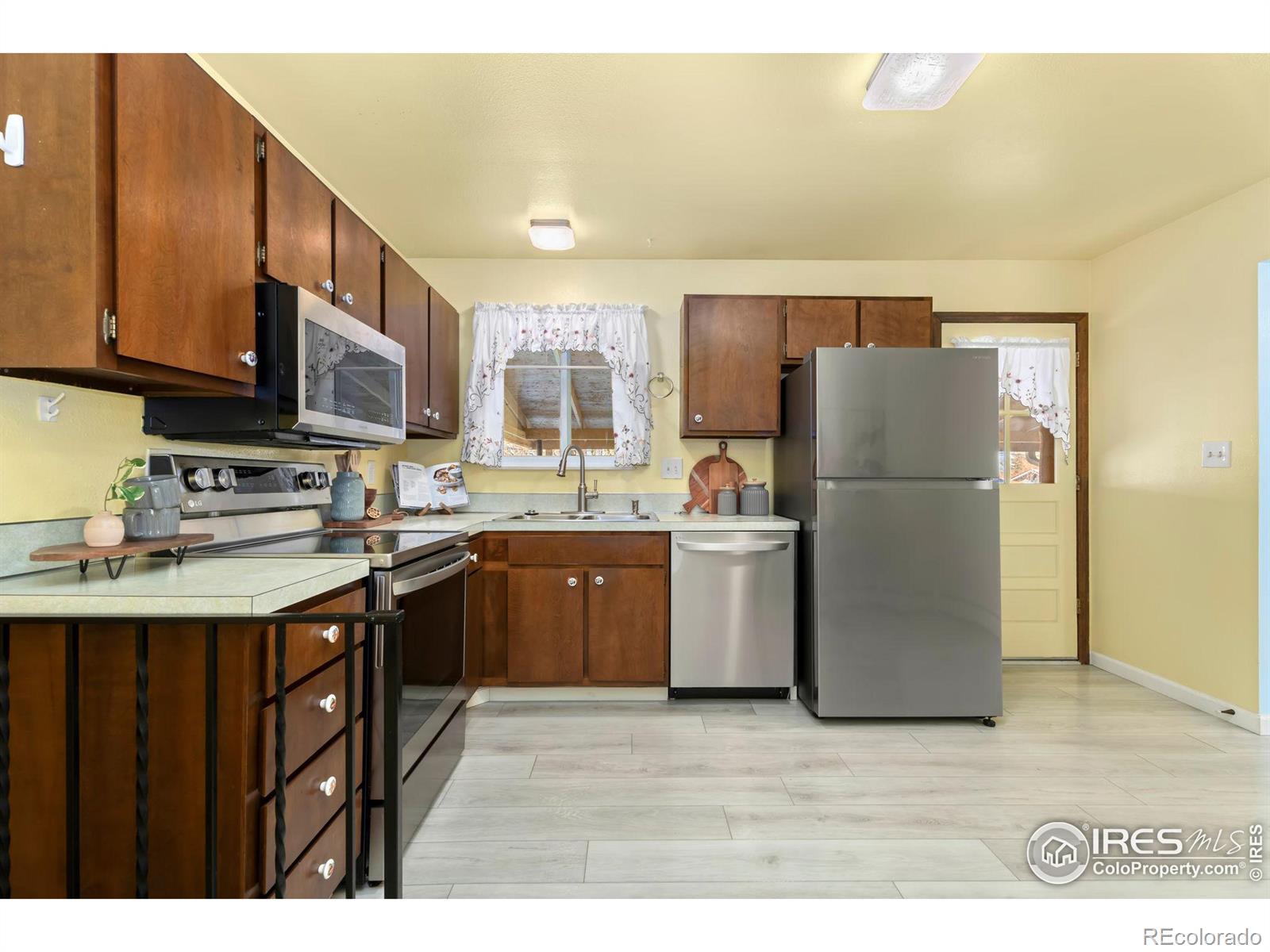 MLS Image #7 for 2901 w harp court,greeley, Colorado