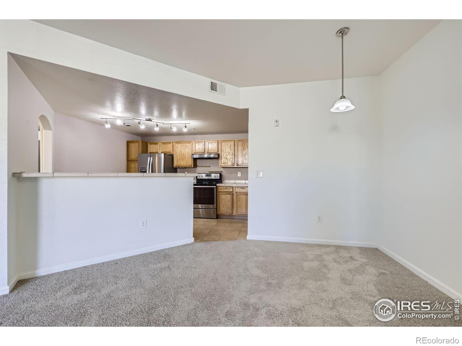 MLS Image #8 for 5756 n genoa way 205,aurora, Colorado