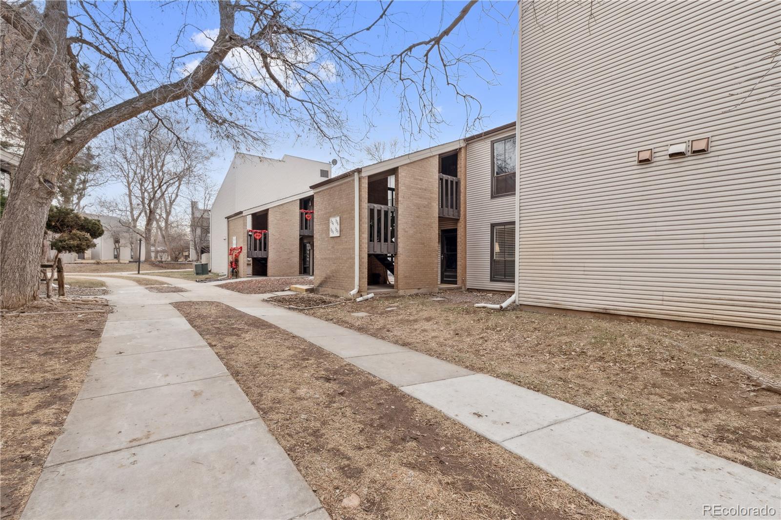 MLS Image #21 for 3550 s harlan street,denver, Colorado