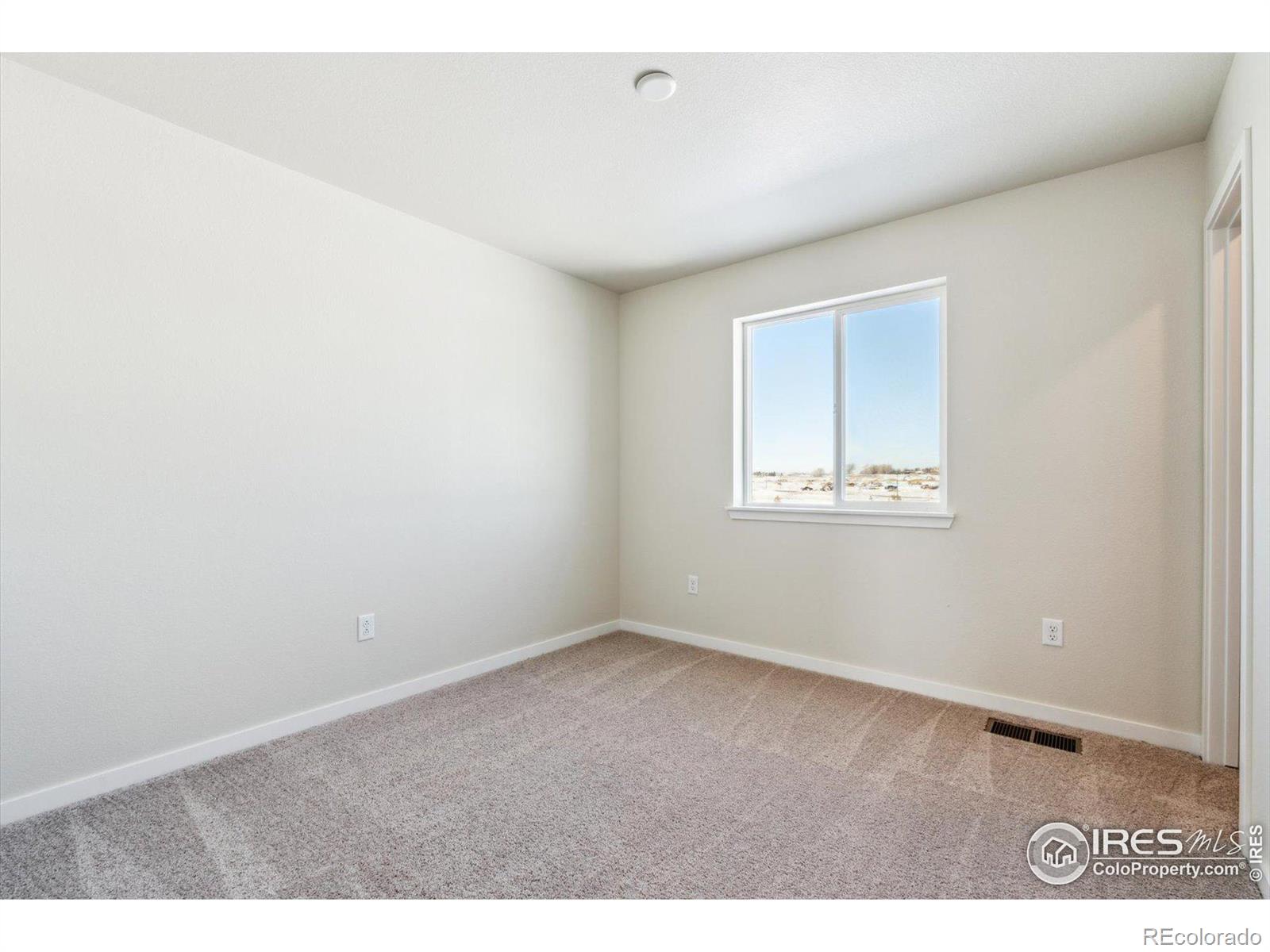 MLS Image #19 for 818  mesic lane,windsor, Colorado