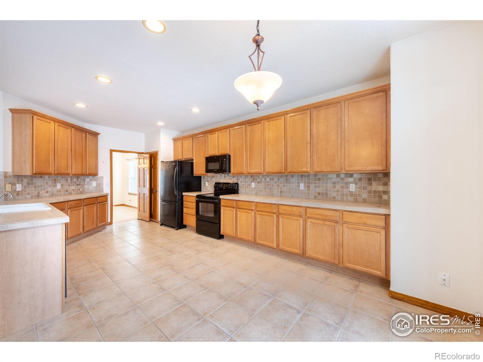 MLS Image #13 for 811  vireo court,longmont, Colorado