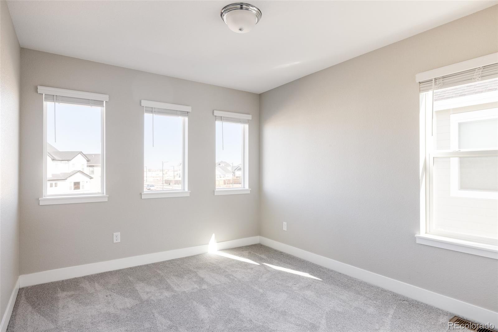 MLS Image #21 for 6355 n emporia court,denver, Colorado