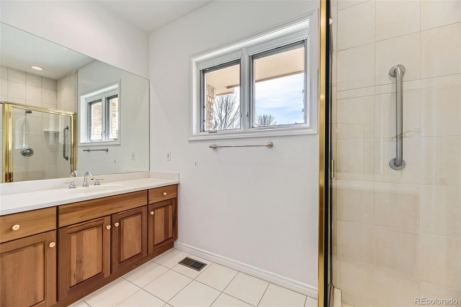 MLS Image #18 for 2457 s xenon way,denver, Colorado