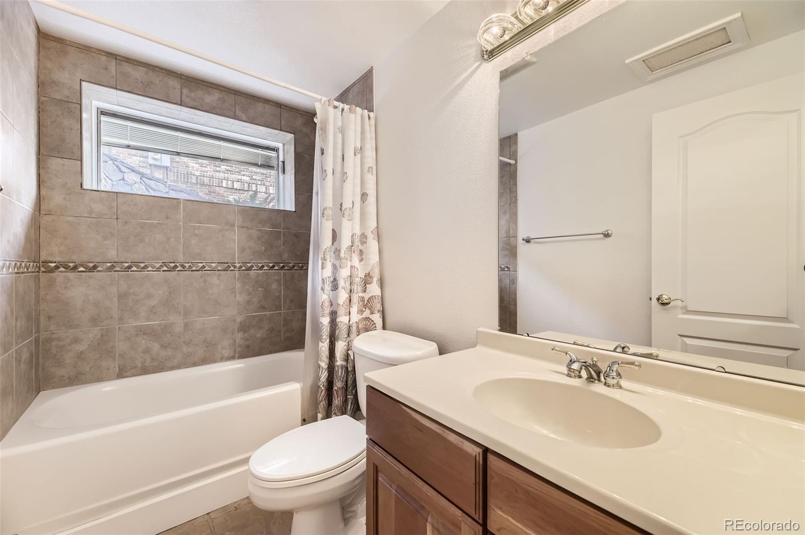 MLS Image #23 for 2457 s xenon way,denver, Colorado