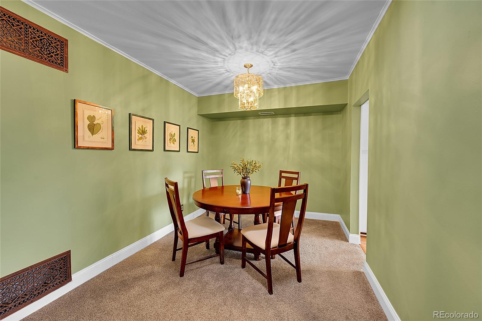 MLS Image #28 for 3560 s poplar street,denver, Colorado