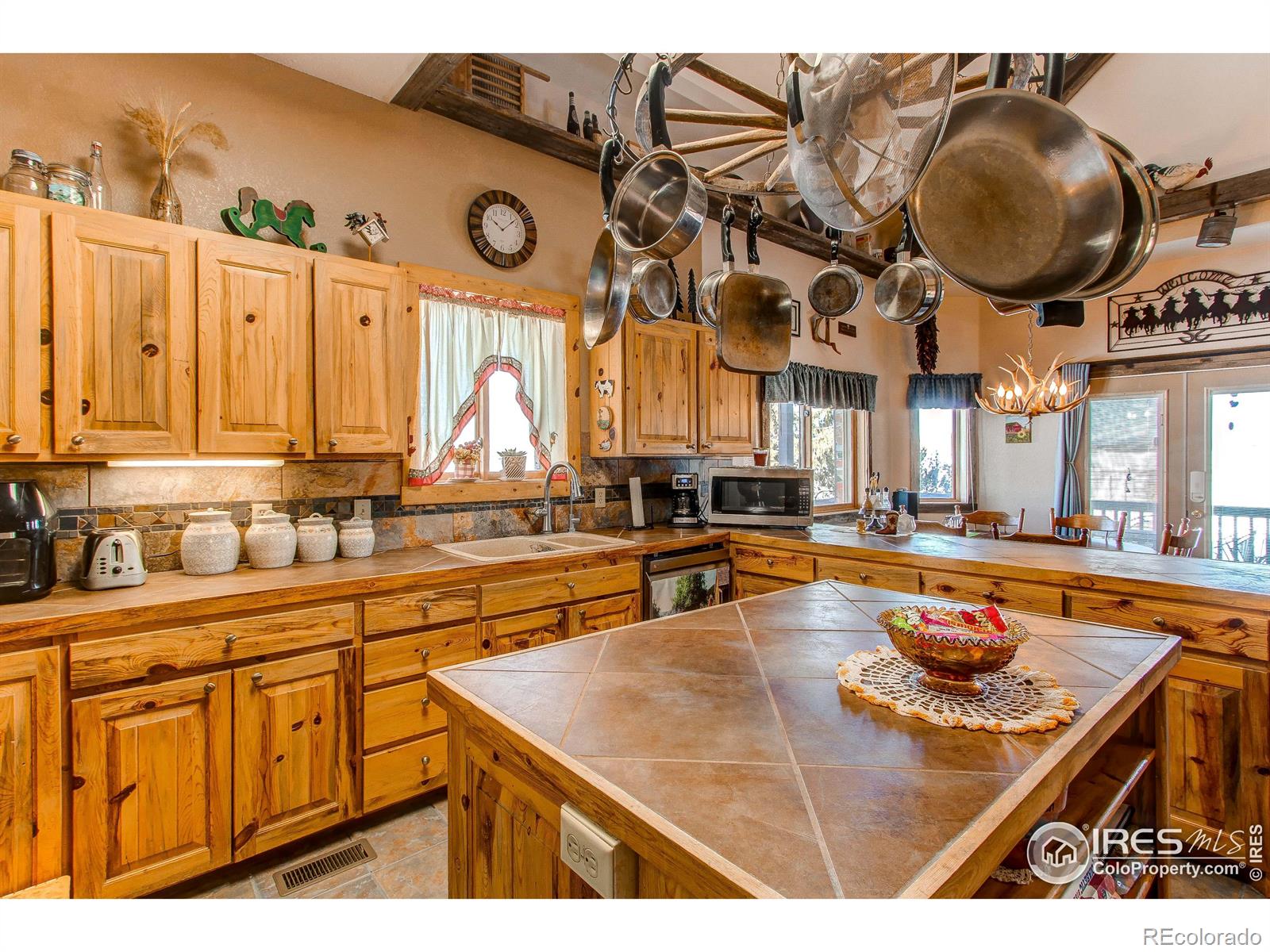 MLS Image #15 for 420 e county road 10 ,berthoud, Colorado