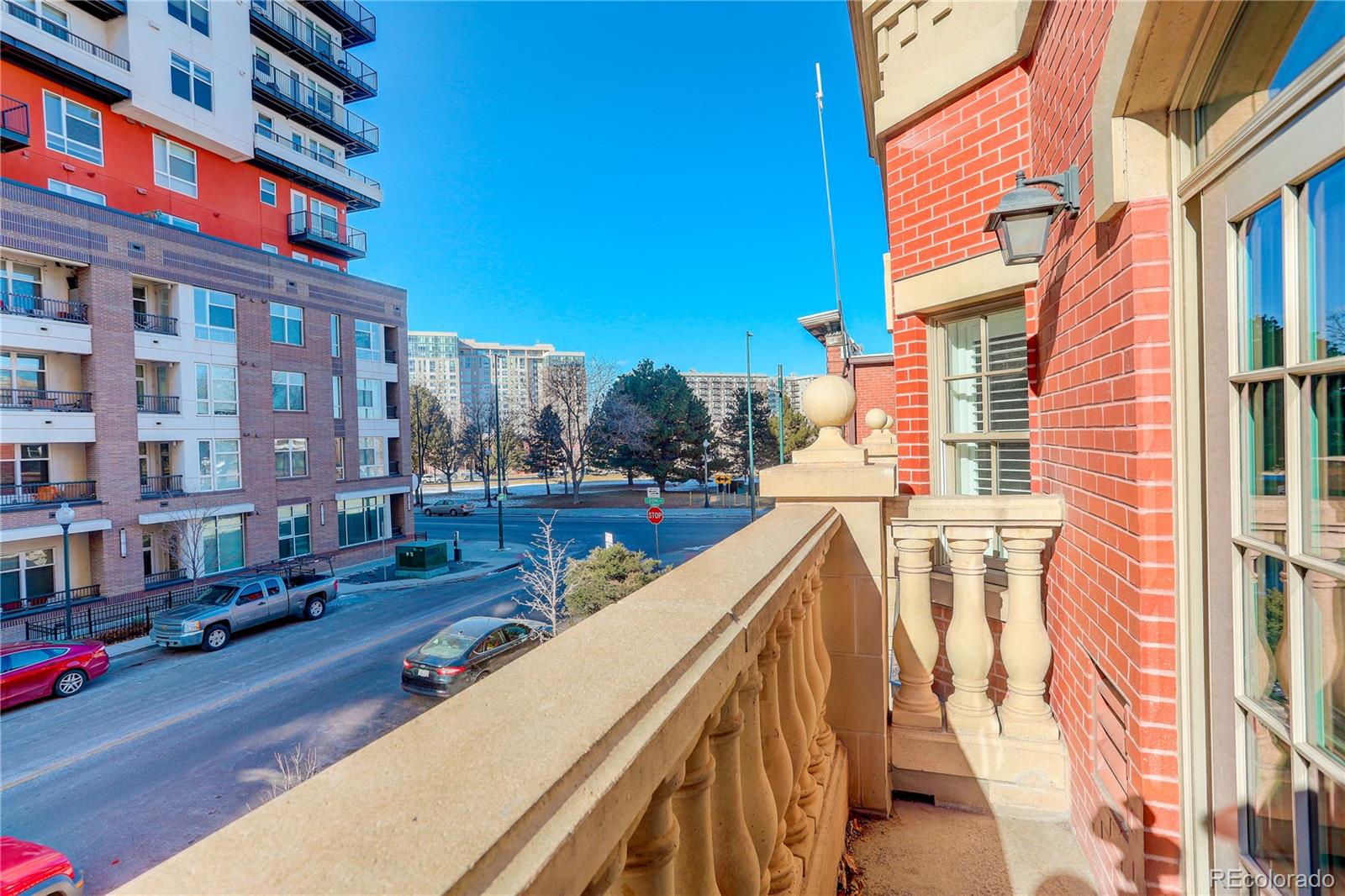 MLS Image #19 for 1950 n logan street,denver, Colorado