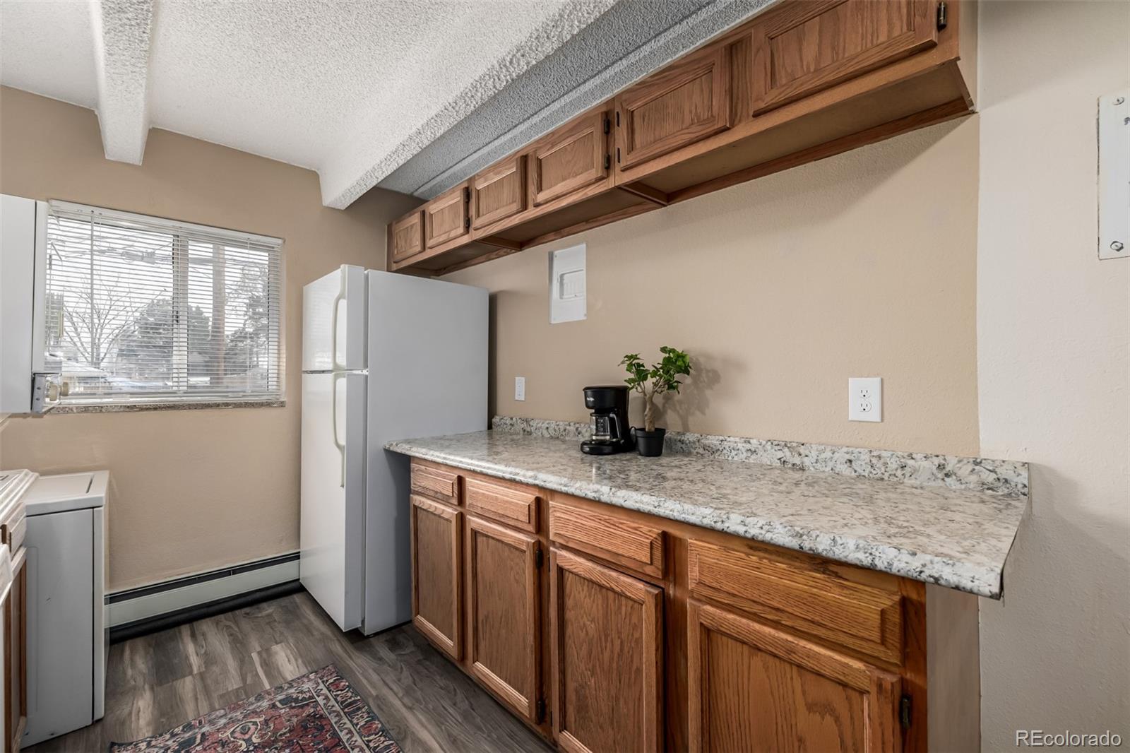 MLS Image #9 for 1180  yosemite street,denver, Colorado