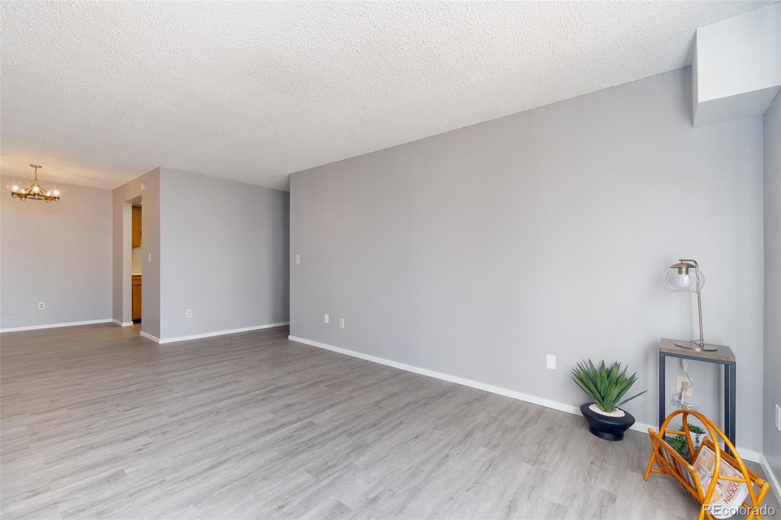 MLS Image #5 for 3550 s harlan street,denver, Colorado