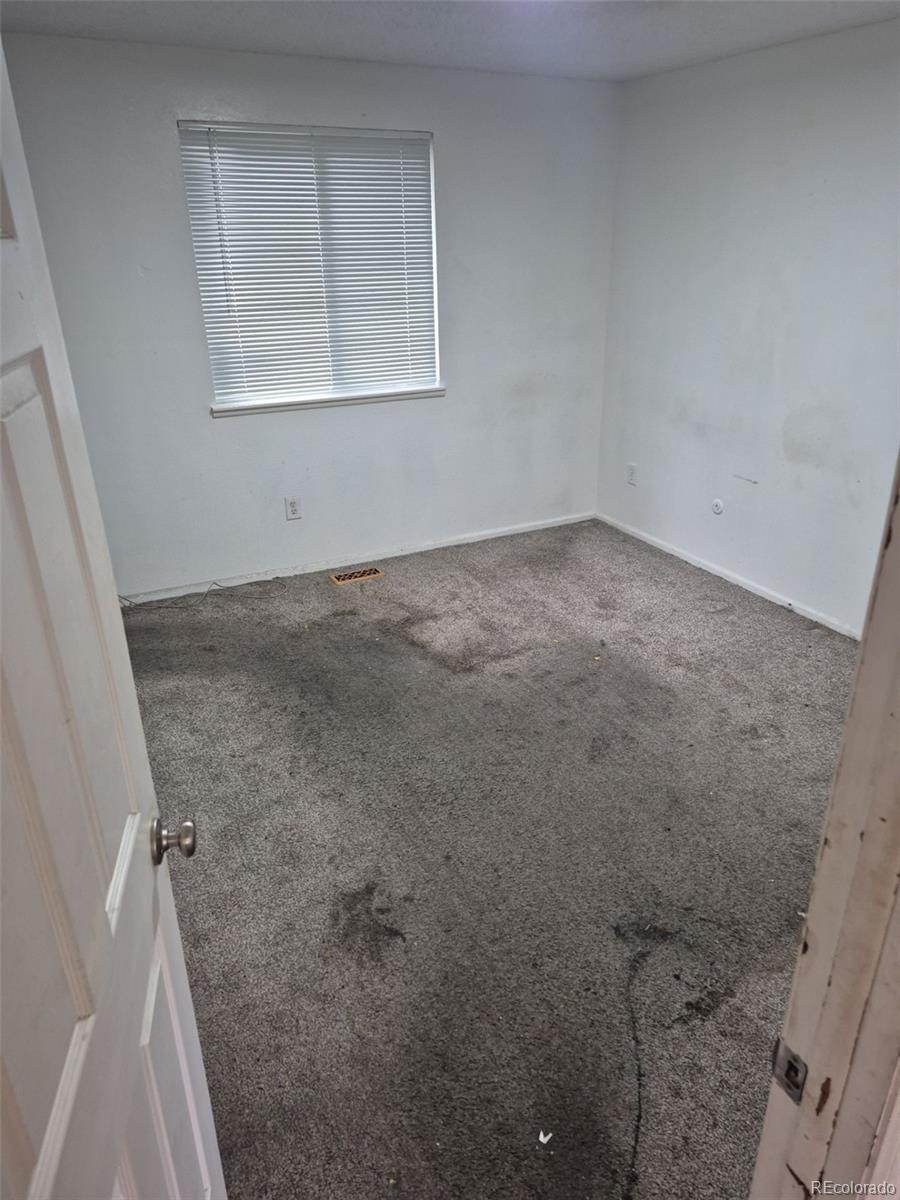 MLS Image #13 for 2597 s dillon street,aurora, Colorado