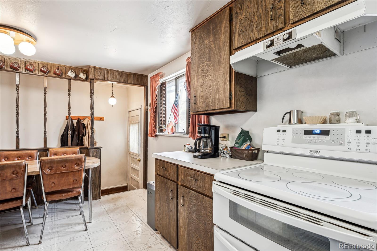 MLS Image #10 for 4133 s kalamath court,englewood, Colorado