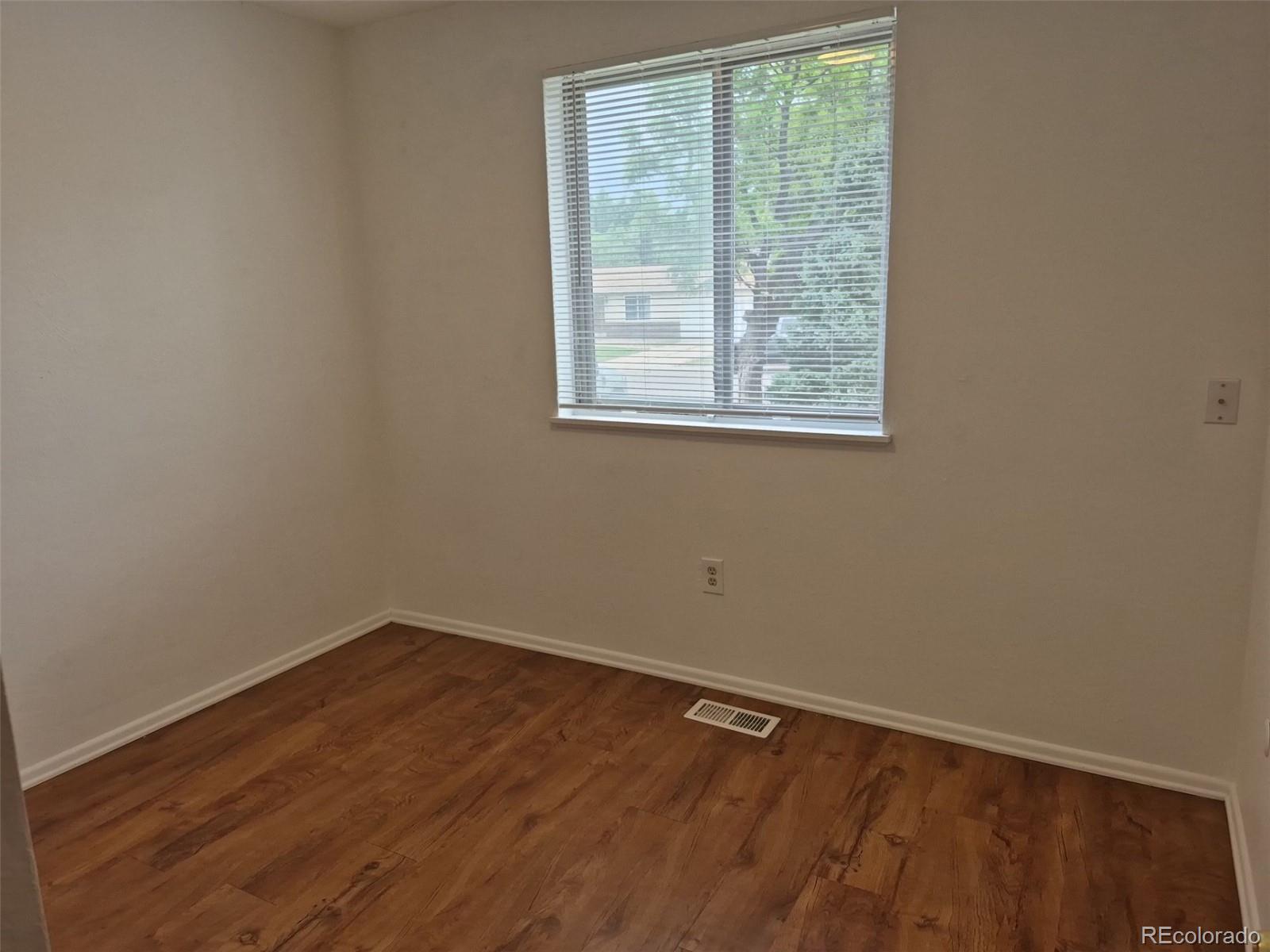 MLS Image #28 for 2832 s mobile street,aurora, Colorado