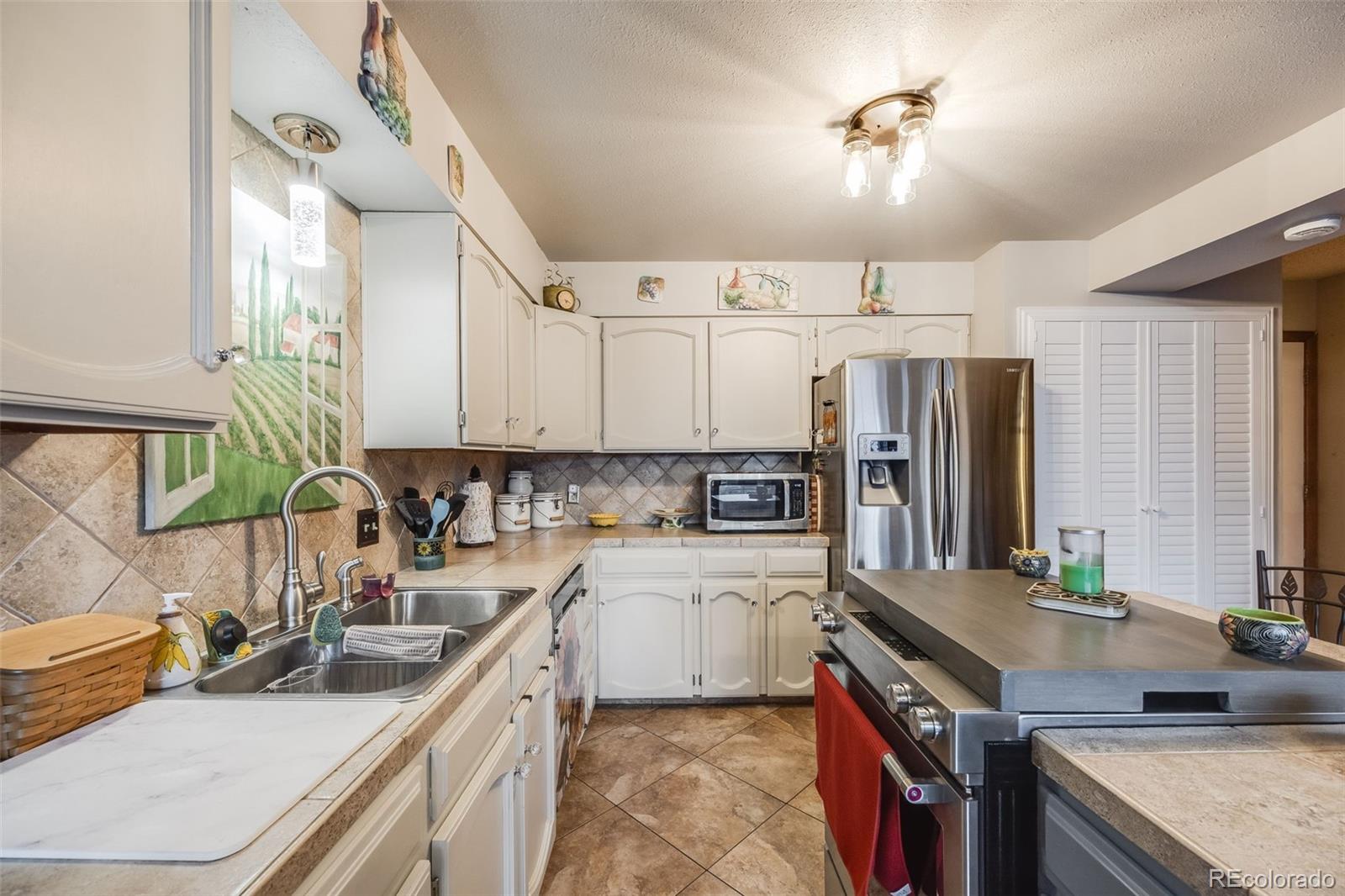 MLS Image #13 for 1838  brookdale drive,colorado springs, Colorado