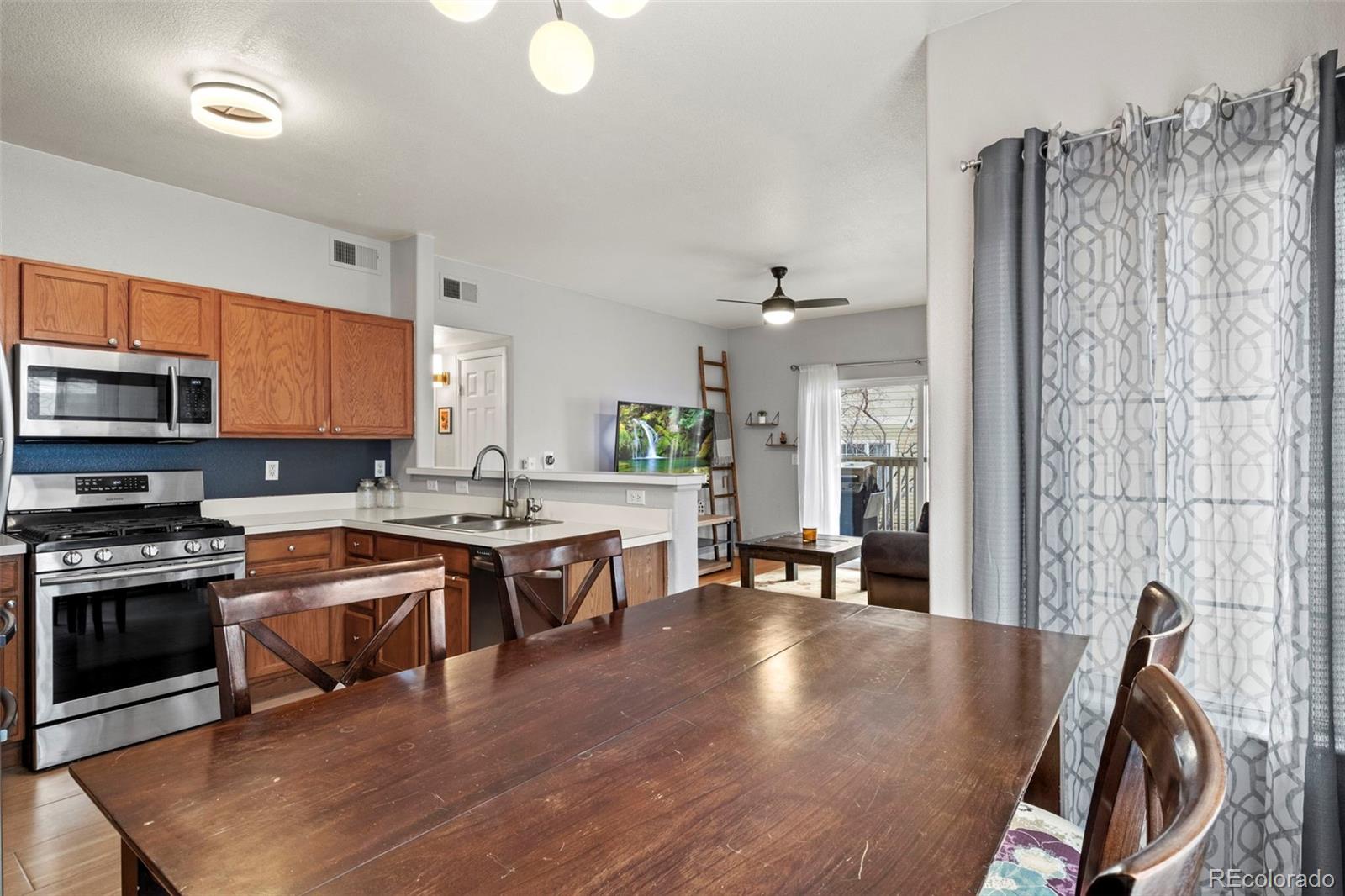 MLS Image #10 for 9961 e idaho circle,aurora, Colorado