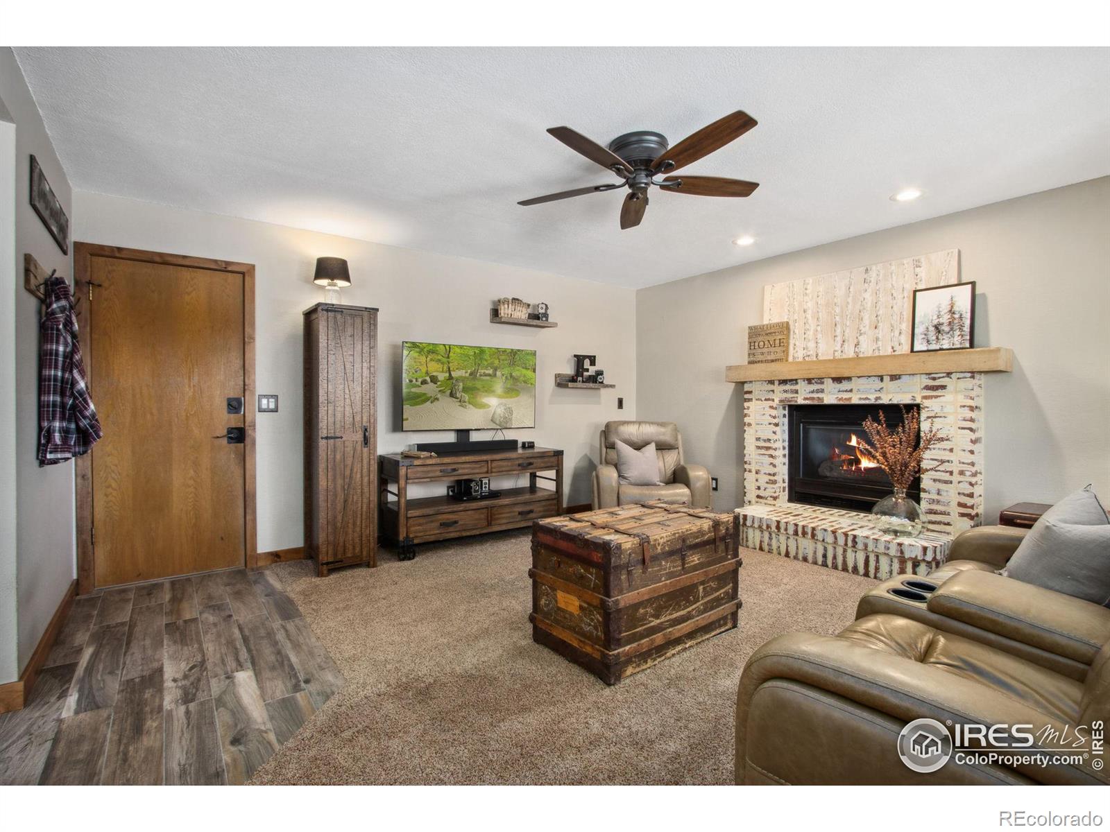 MLS Image #13 for 1005  meadow place,loveland, Colorado