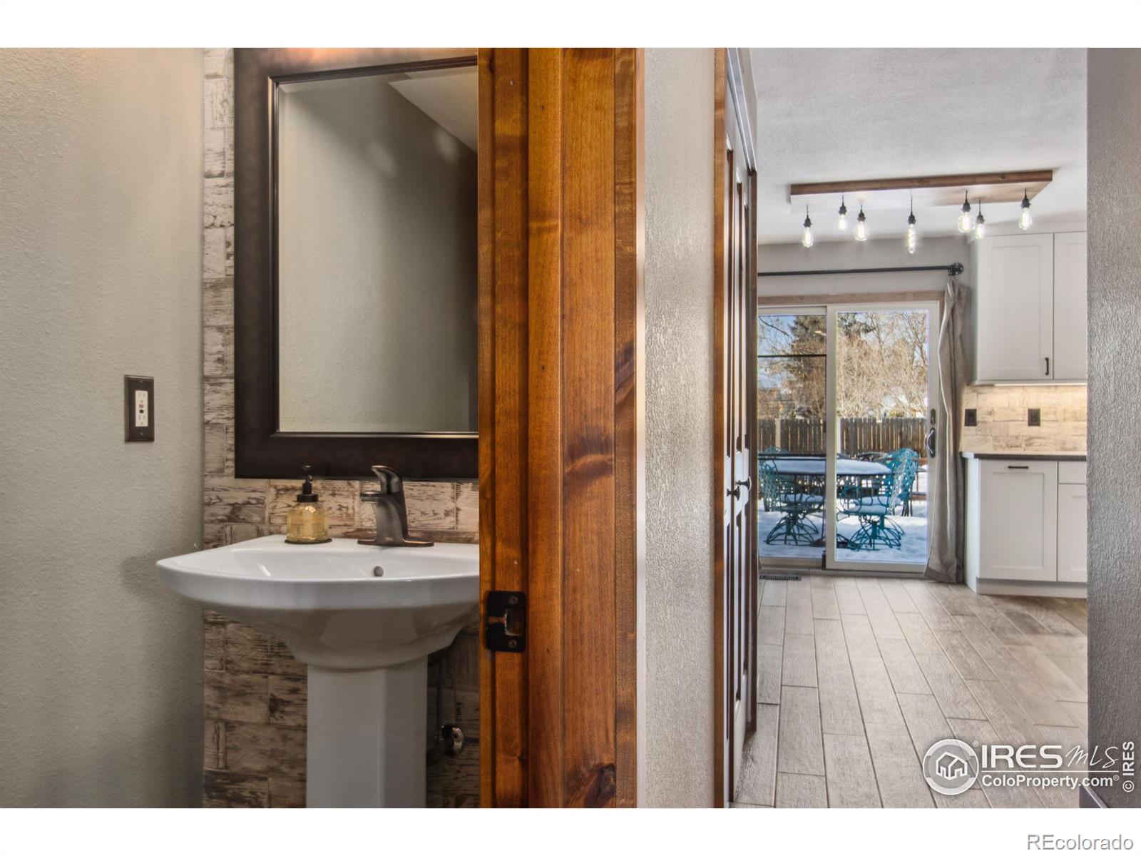 MLS Image #14 for 1005  meadow place,loveland, Colorado