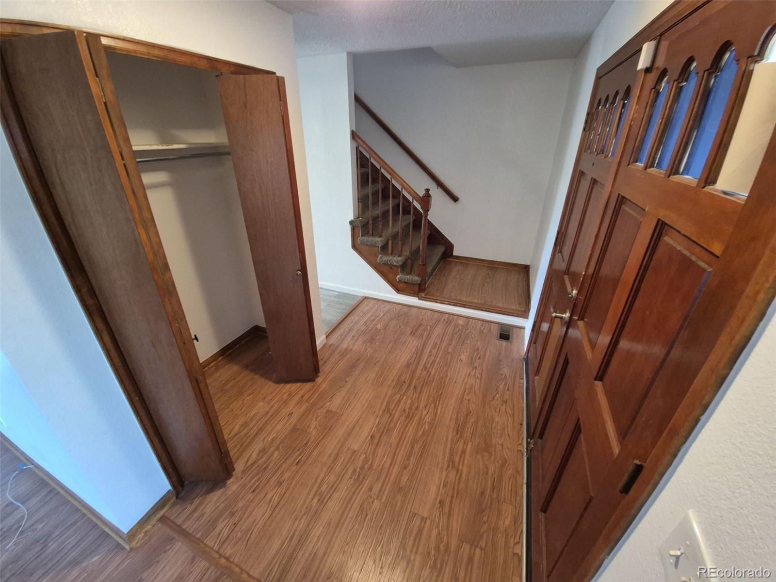 MLS Image #2 for 3136 s cathay circle,aurora, Colorado