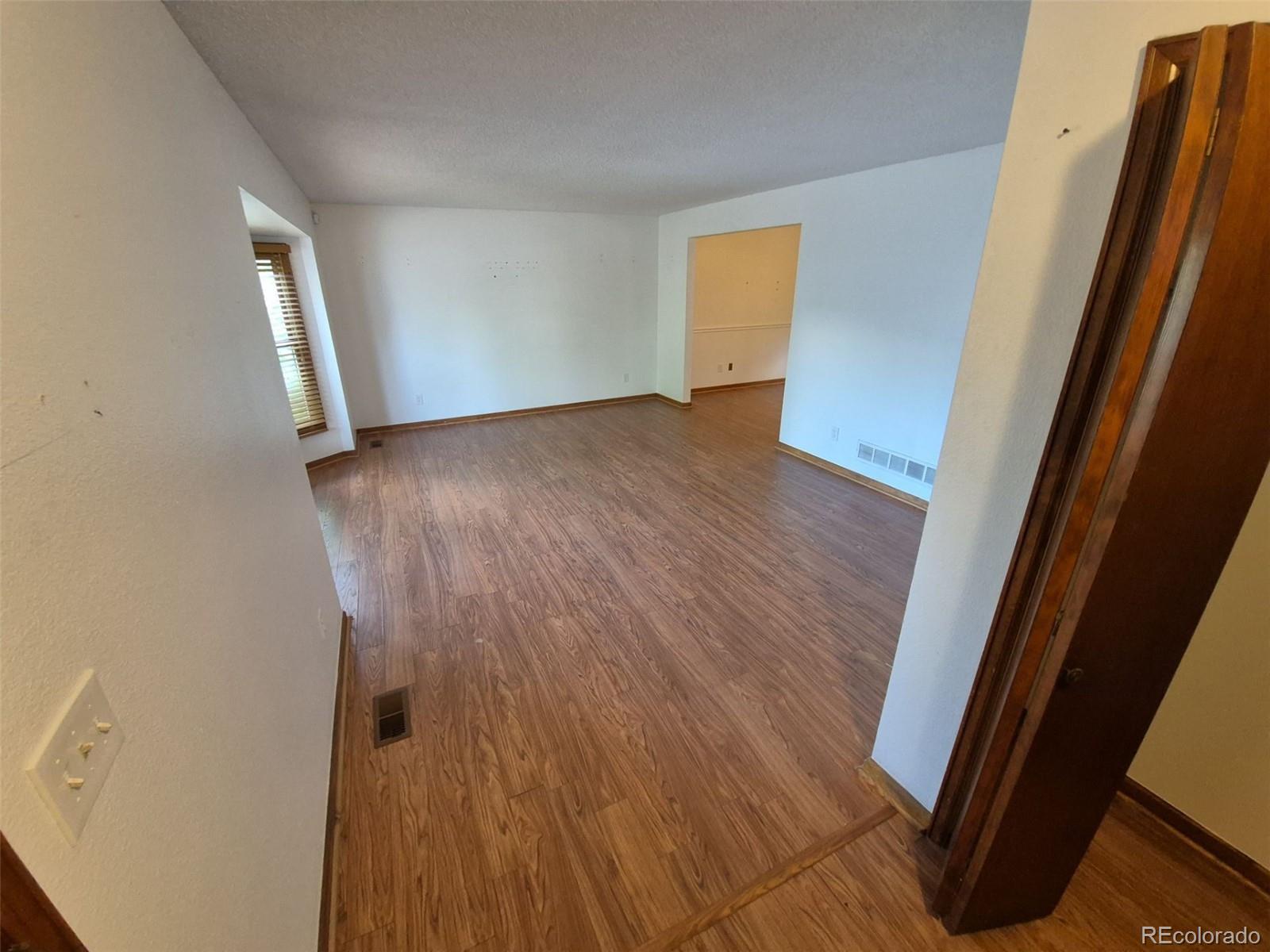 MLS Image #4 for 3136 s cathay circle,aurora, Colorado