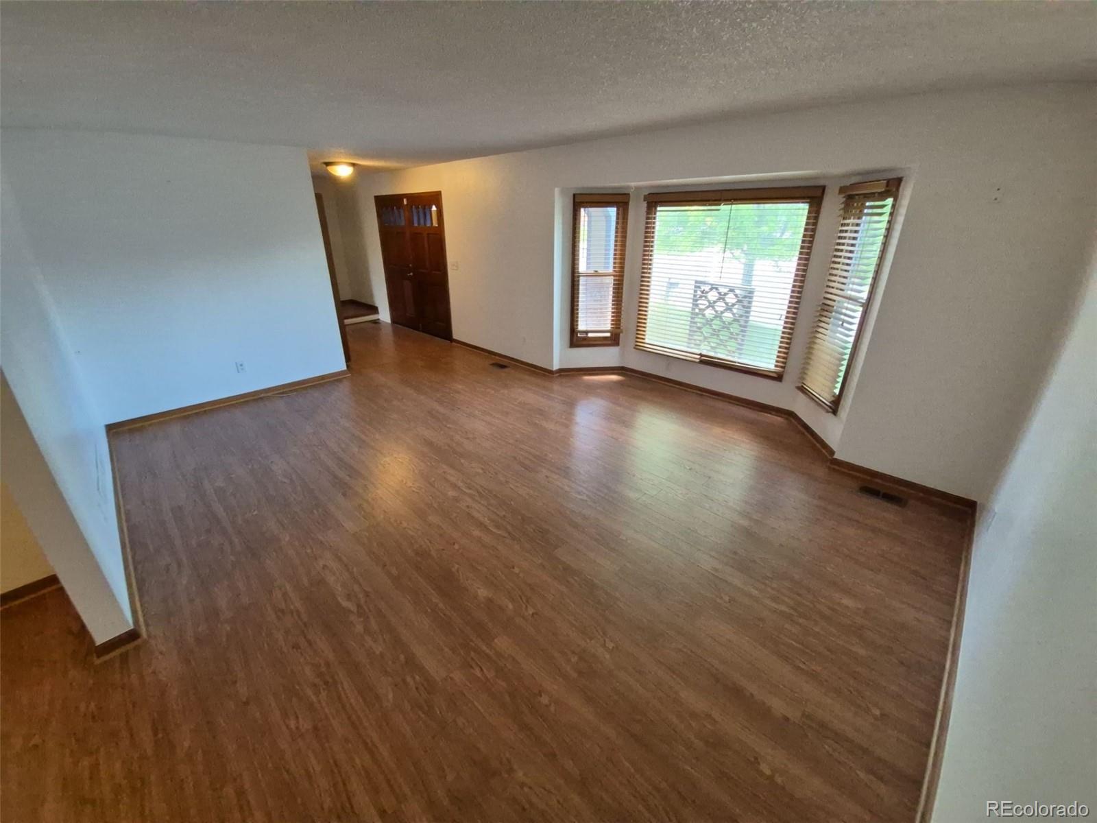 MLS Image #6 for 3136 s cathay circle,aurora, Colorado