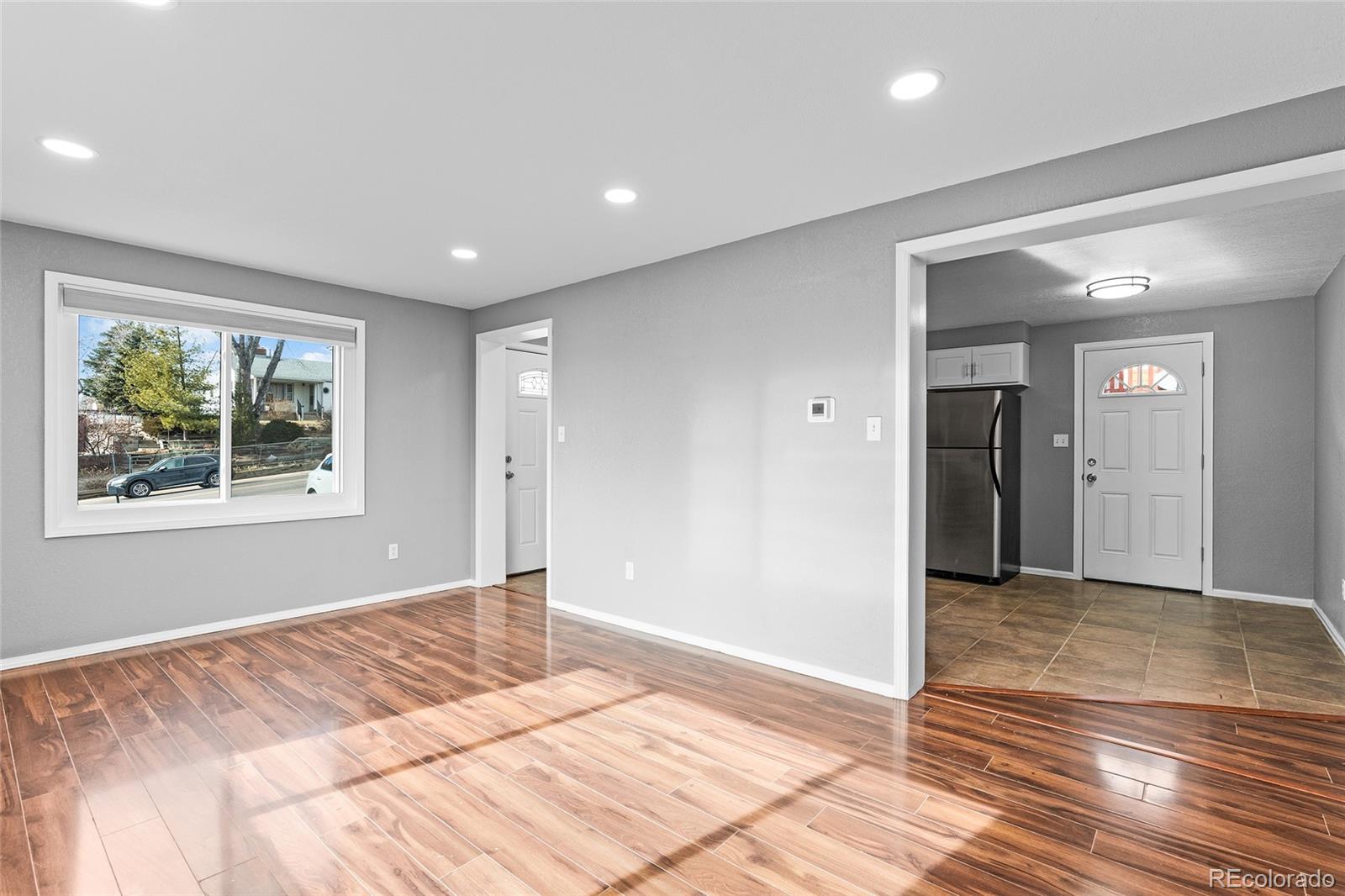 MLS Image #8 for 316  perry street,denver, Colorado