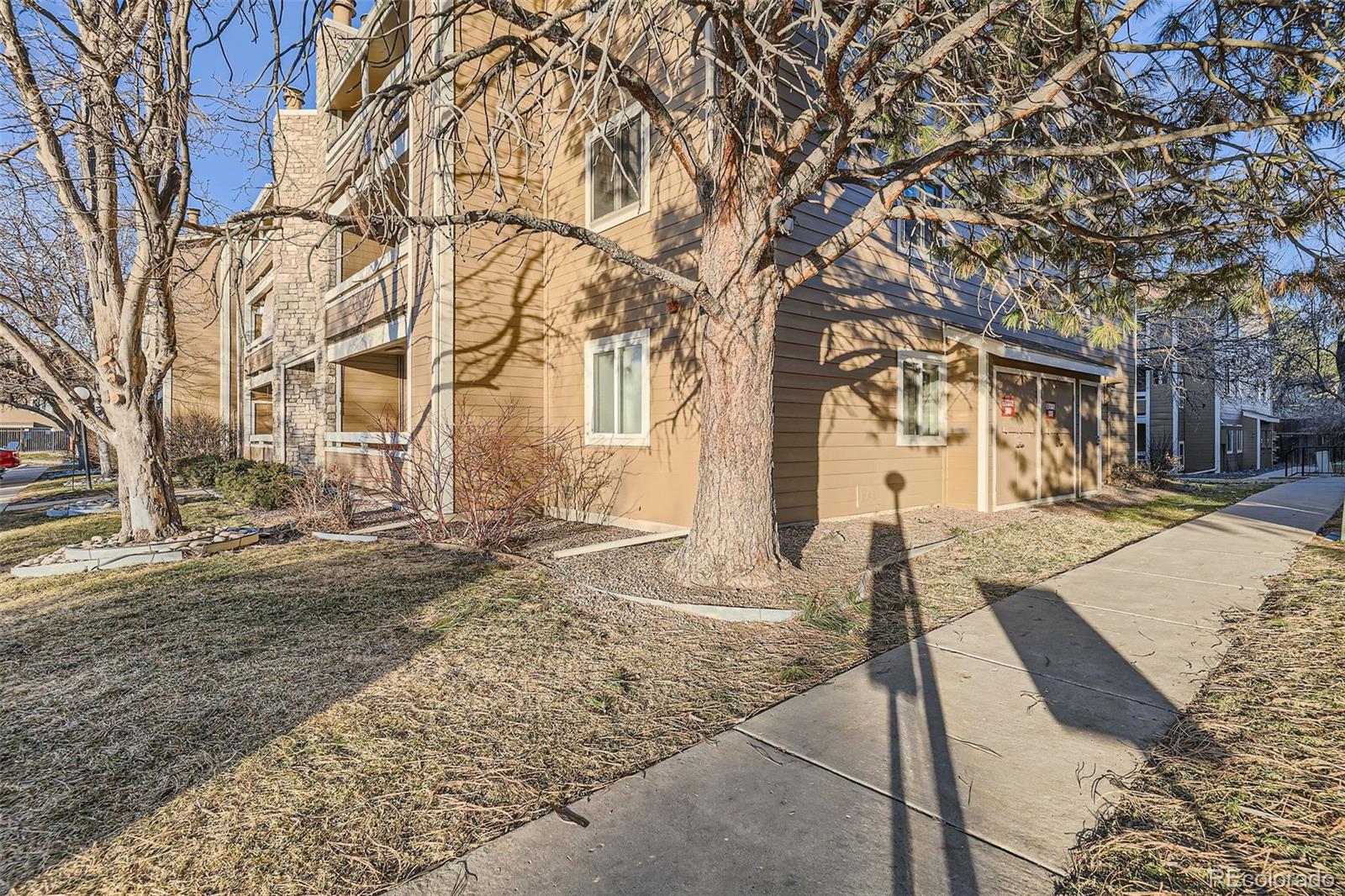 MLS Image #1 for 1074 s dearborn street,aurora, Colorado