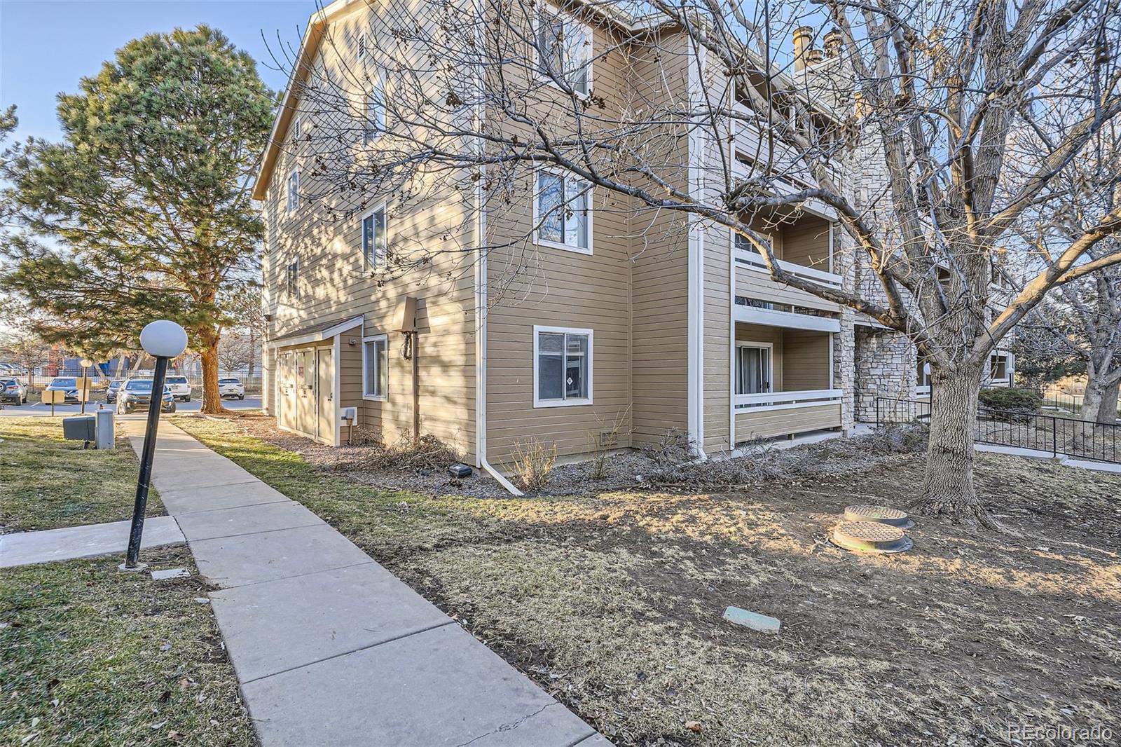 MLS Image #27 for 1074 s dearborn street,aurora, Colorado