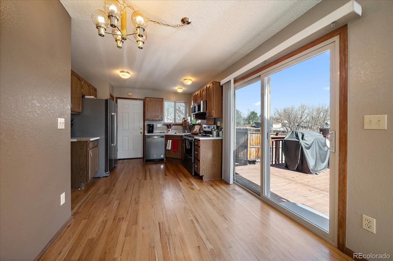 MLS Image #4 for 10002 w 81st drive,arvada, Colorado