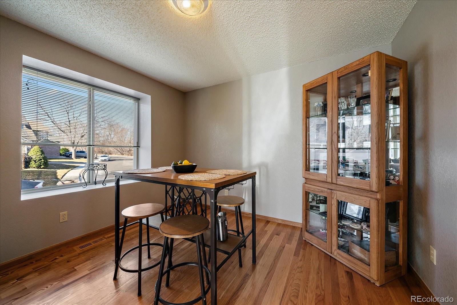 MLS Image #7 for 10002 w 81st drive,arvada, Colorado