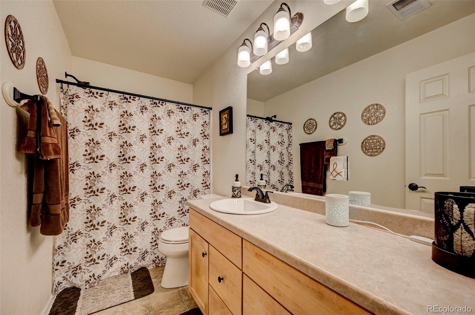 MLS Image #14 for 11899  oak hill way,commerce city, Colorado