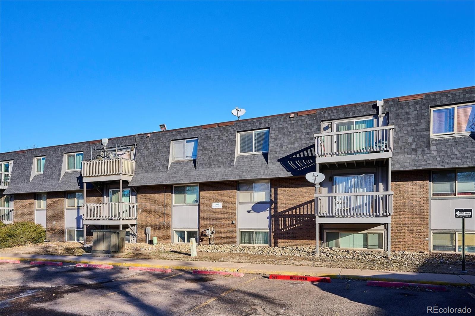 MLS Image #1 for 309 e highline circle 103,centennial, Colorado