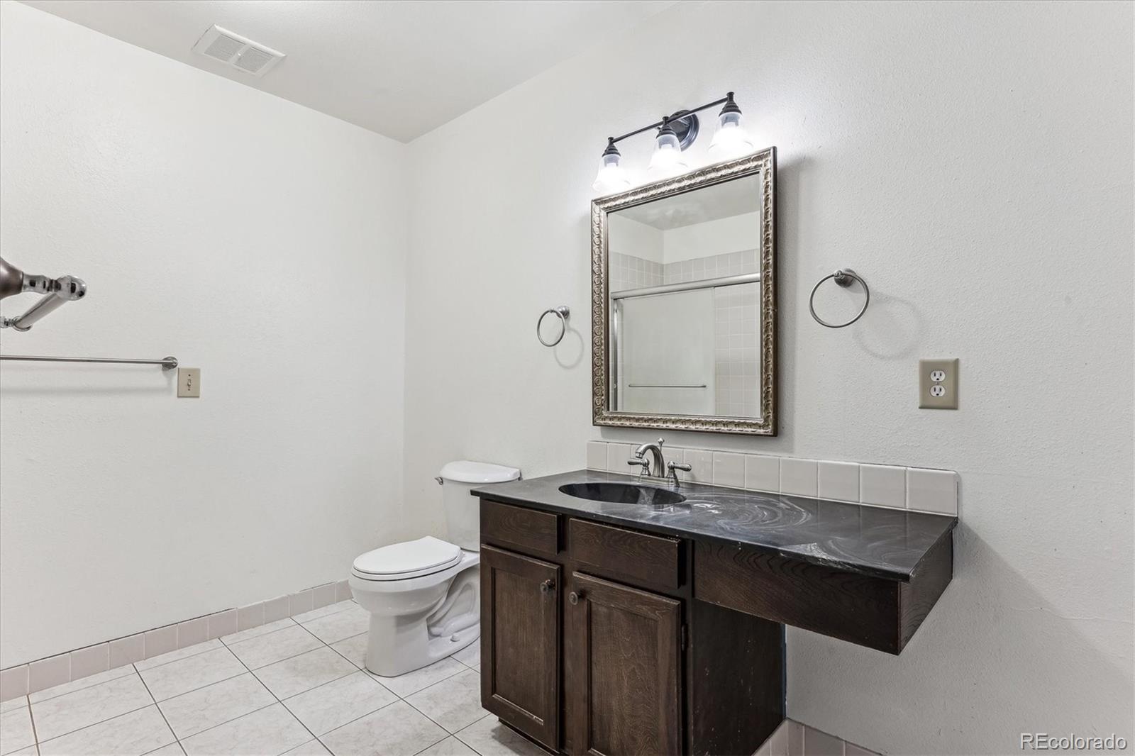 MLS Image #11 for 309 e highline circle 103,centennial, Colorado