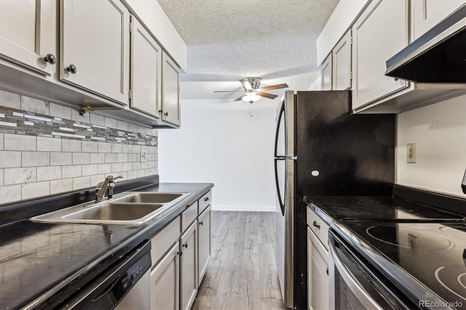 MLS Image #4 for 309 e highline circle 103,centennial, Colorado