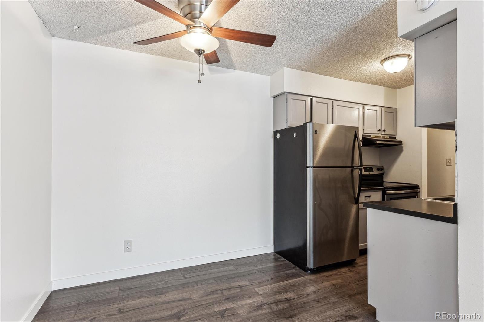 MLS Image #6 for 309 e highline circle 103,centennial, Colorado