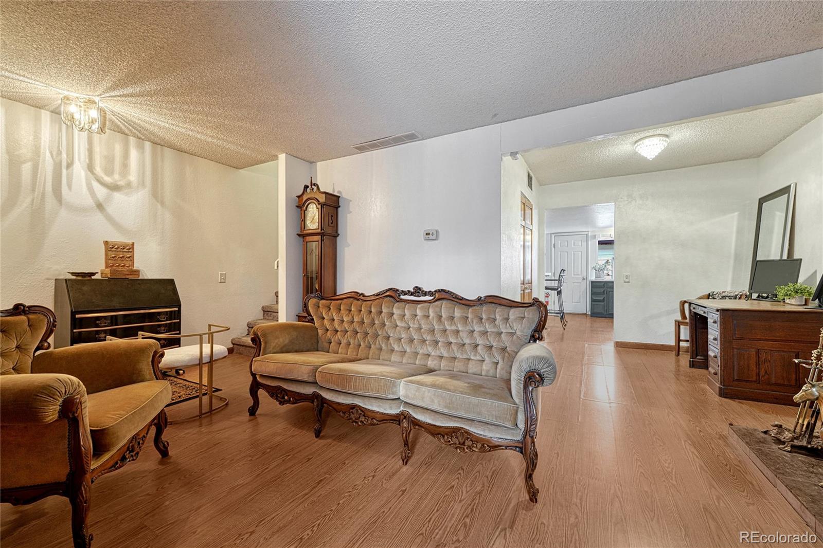 MLS Image #6 for 3502 s kittredge street,aurora, Colorado