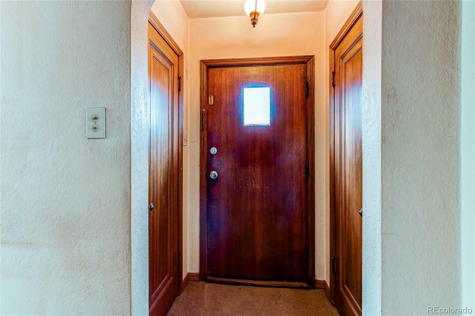 MLS Image #5 for 2600 s downing street,denver, Colorado