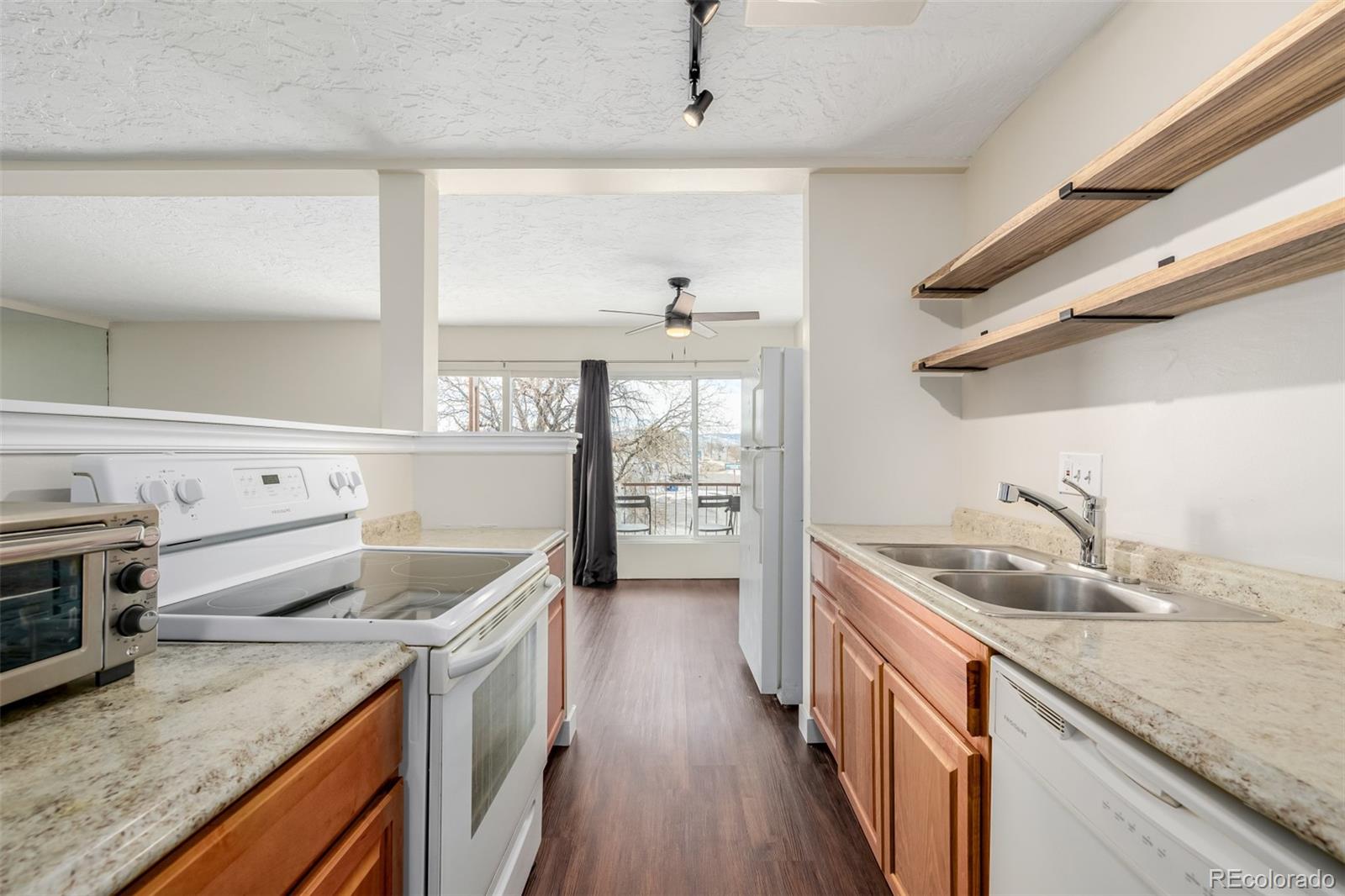 MLS Image #10 for 310 s ames street 11,lakewood, Colorado