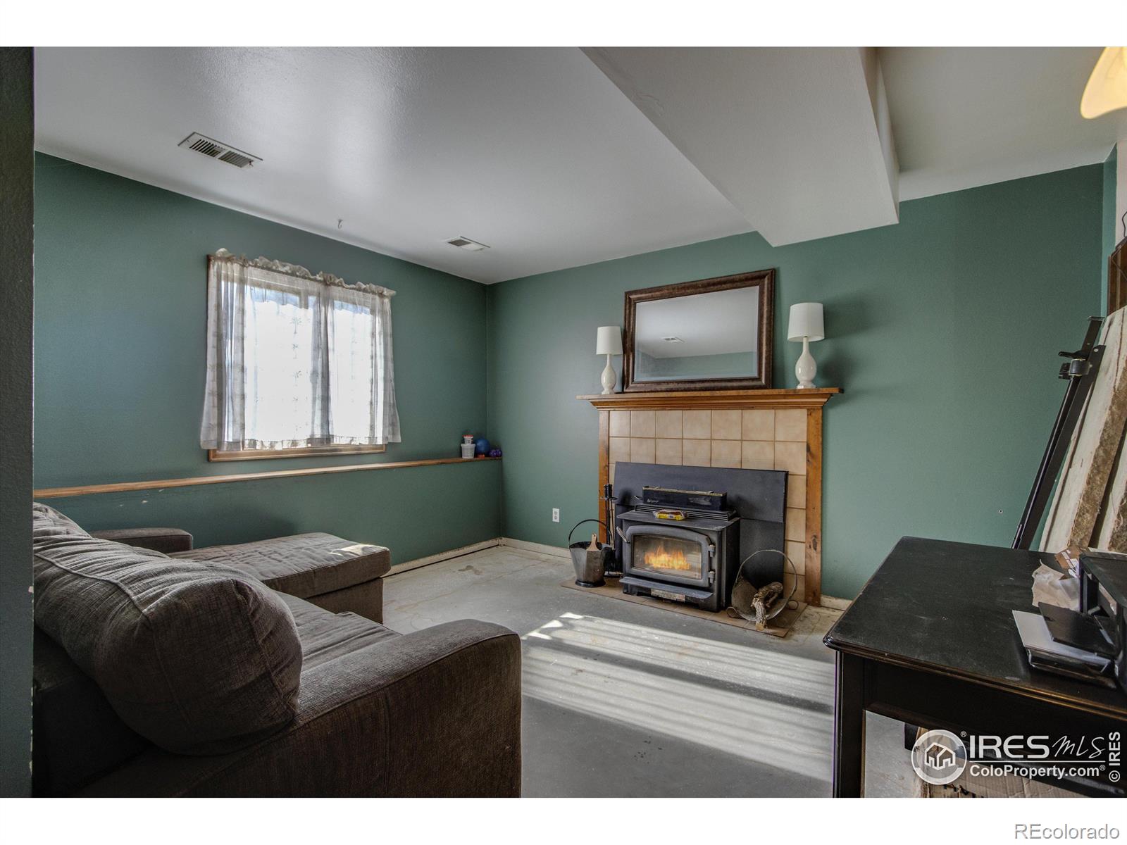 MLS Image #14 for 1621  flemming drive,longmont, Colorado