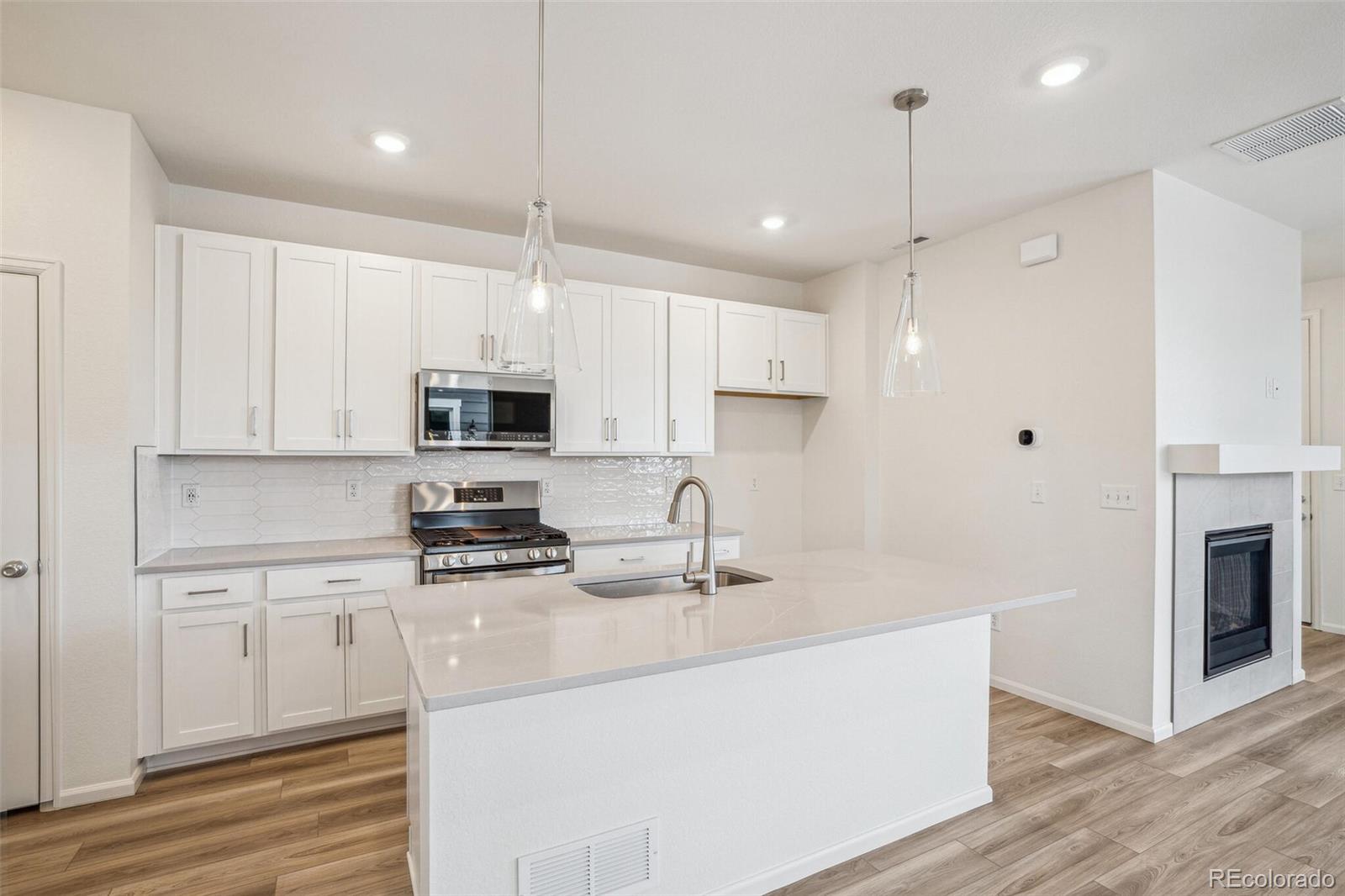 MLS Image #10 for 2192  farmlore drive,brighton, Colorado