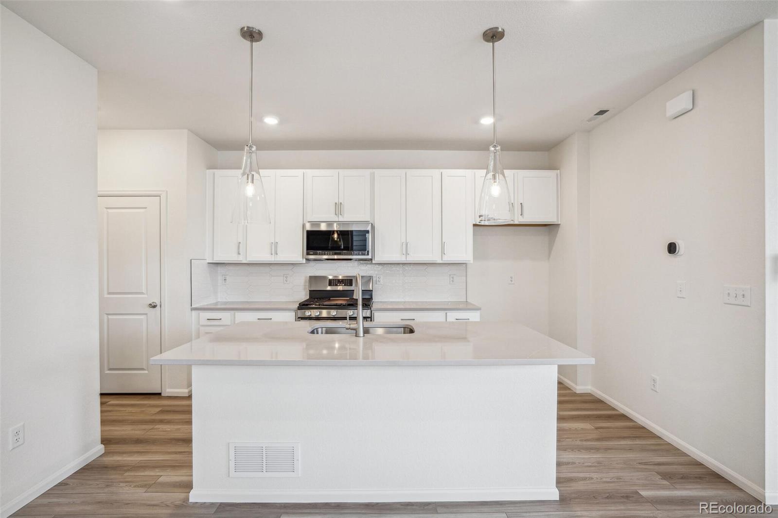 MLS Image #11 for 2192  farmlore drive,brighton, Colorado