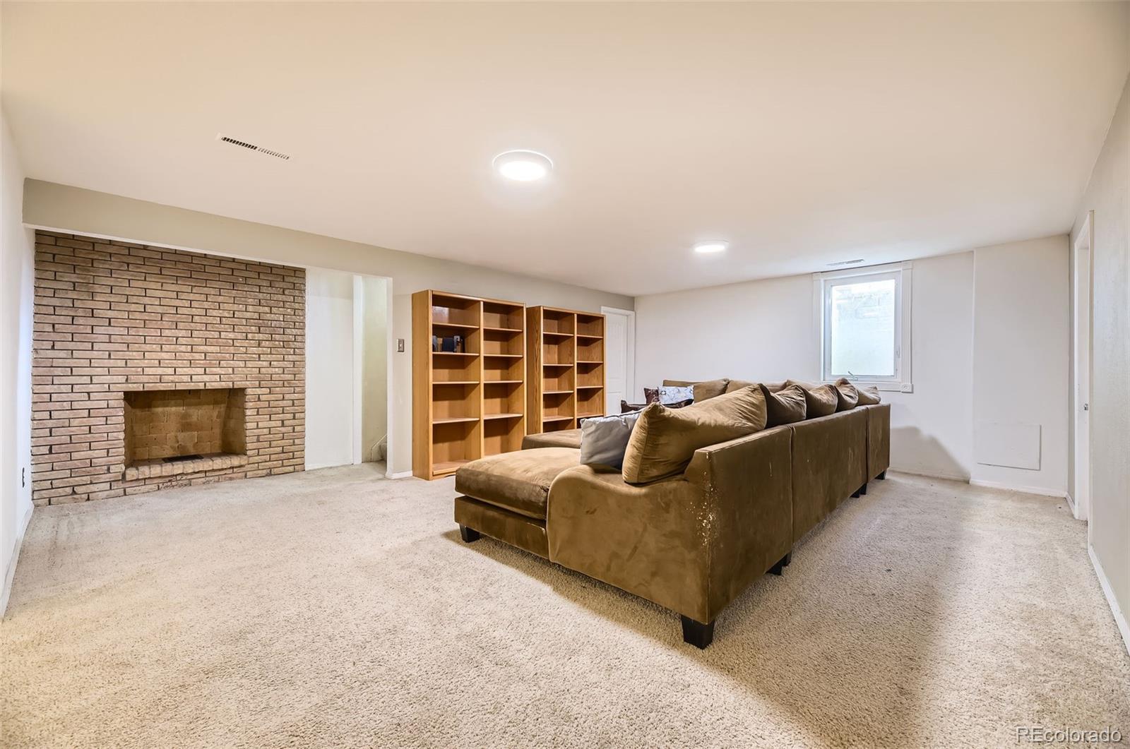 MLS Image #18 for 3630 s hillcrest drive,denver, Colorado