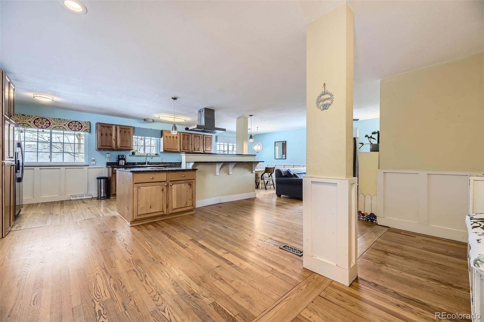 MLS Image #2 for 3630 s hillcrest drive,denver, Colorado