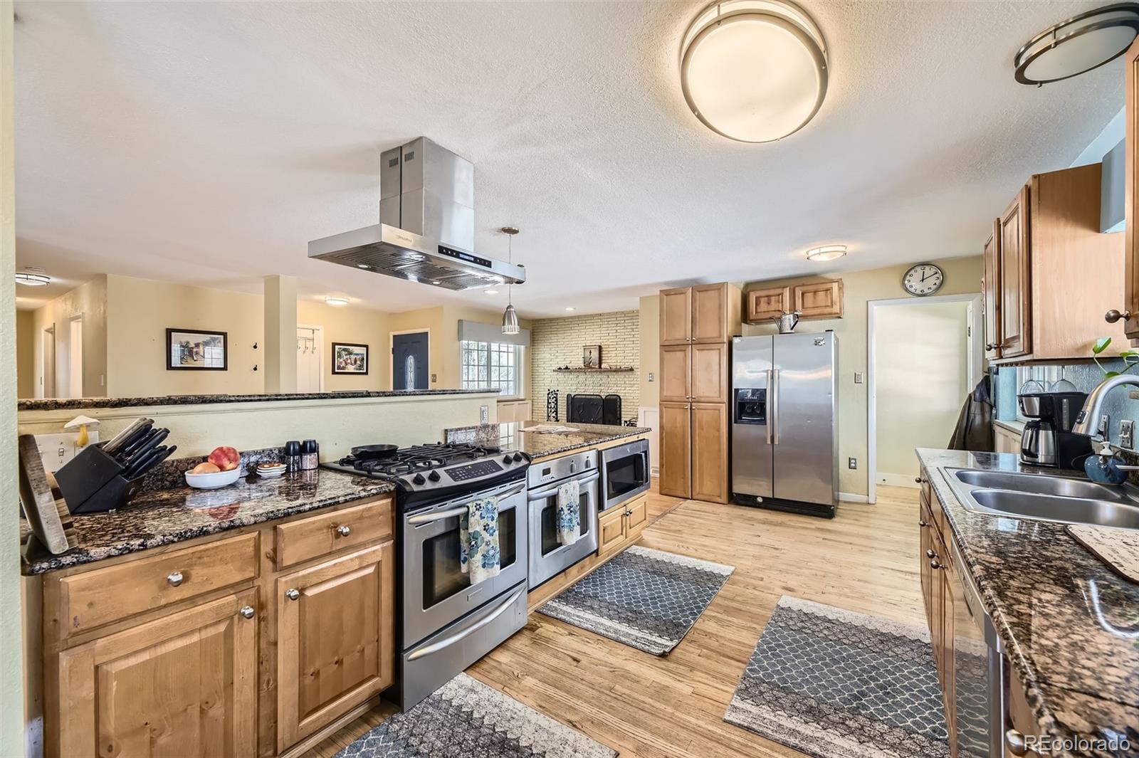 MLS Image #6 for 3630 s hillcrest drive,denver, Colorado