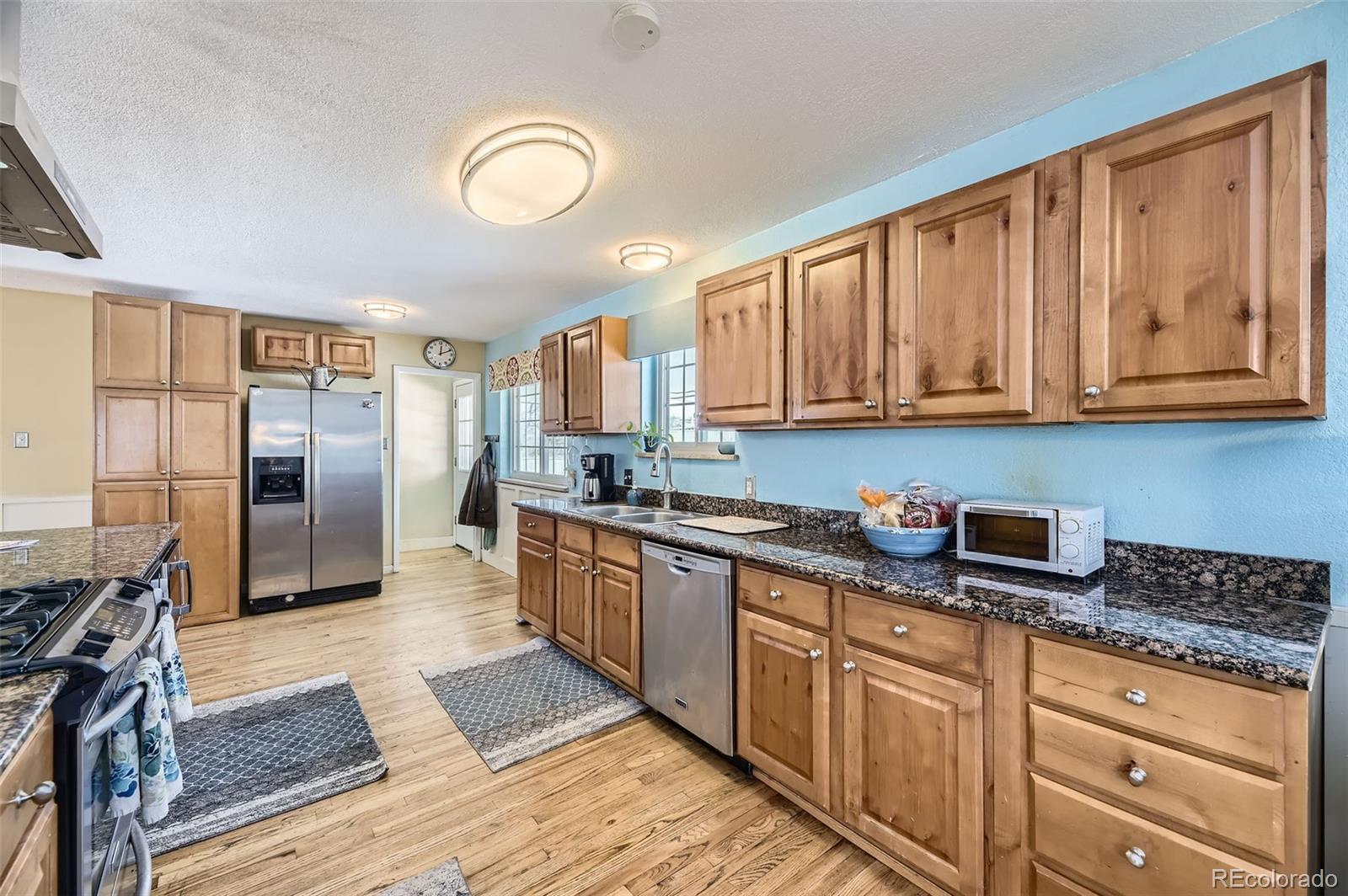 MLS Image #7 for 3630 s hillcrest drive,denver, Colorado