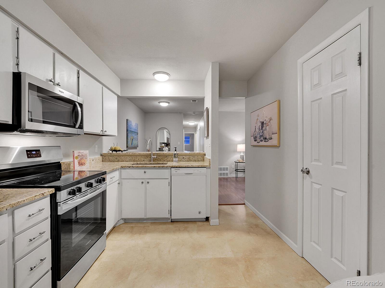 MLS Image #13 for 2190 e geddes avenue,centennial, Colorado