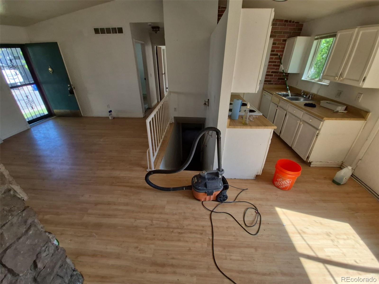 MLS Image #11 for 3984 s pitkin way,aurora, Colorado
