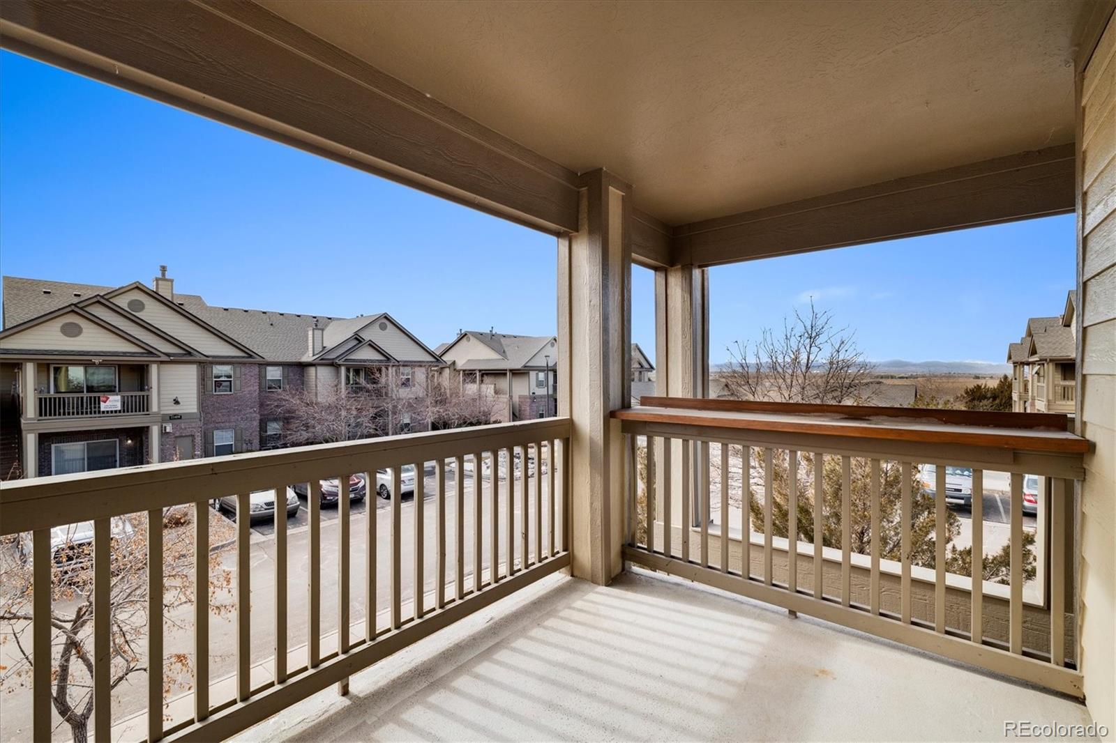 MLS Image #23 for 23405 e 5th place,aurora, Colorado