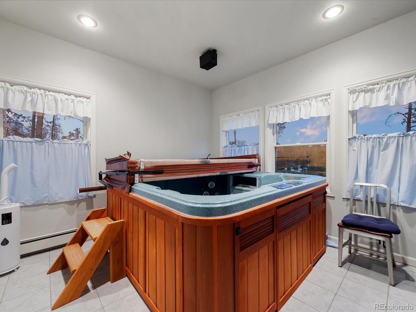 MLS Image #25 for 9925  chipmunk lane,colorado springs, Colorado
