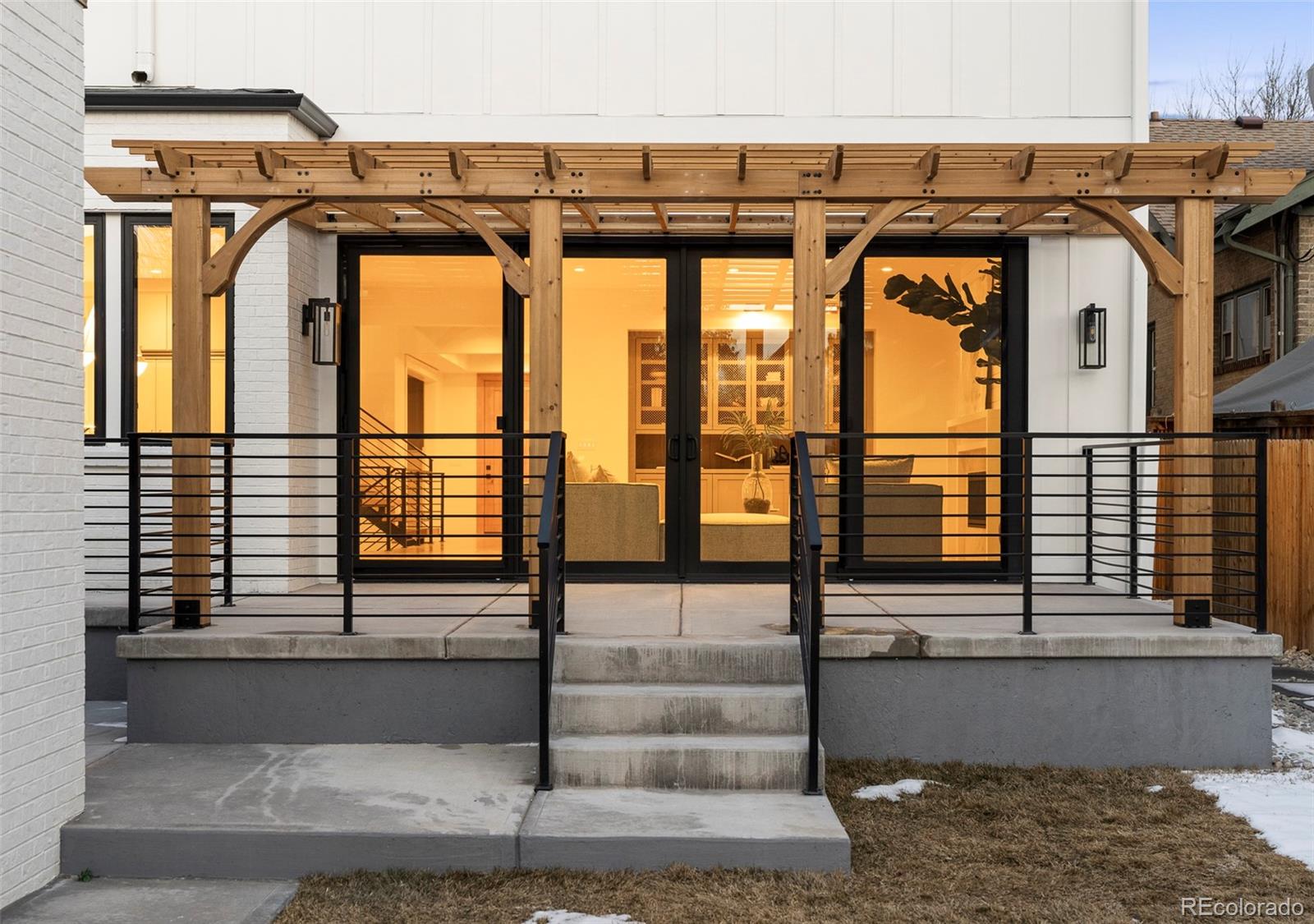 MLS Image #41 for 821 s york street,denver, Colorado