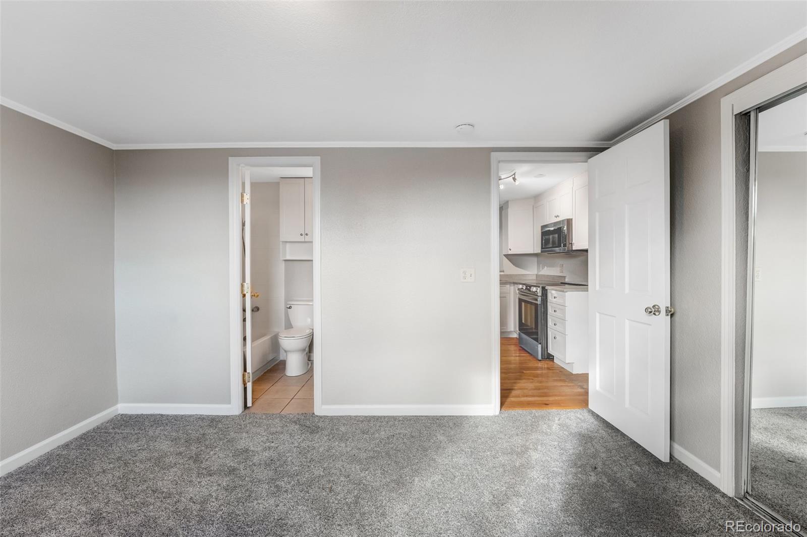 MLS Image #8 for 336 n grant street 408,denver, Colorado