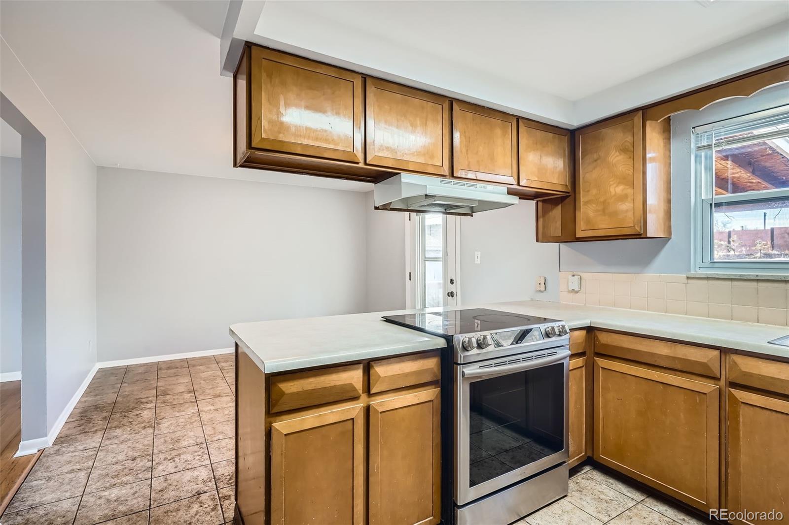 MLS Image #10 for 13440 w 7th avenue,lakewood, Colorado